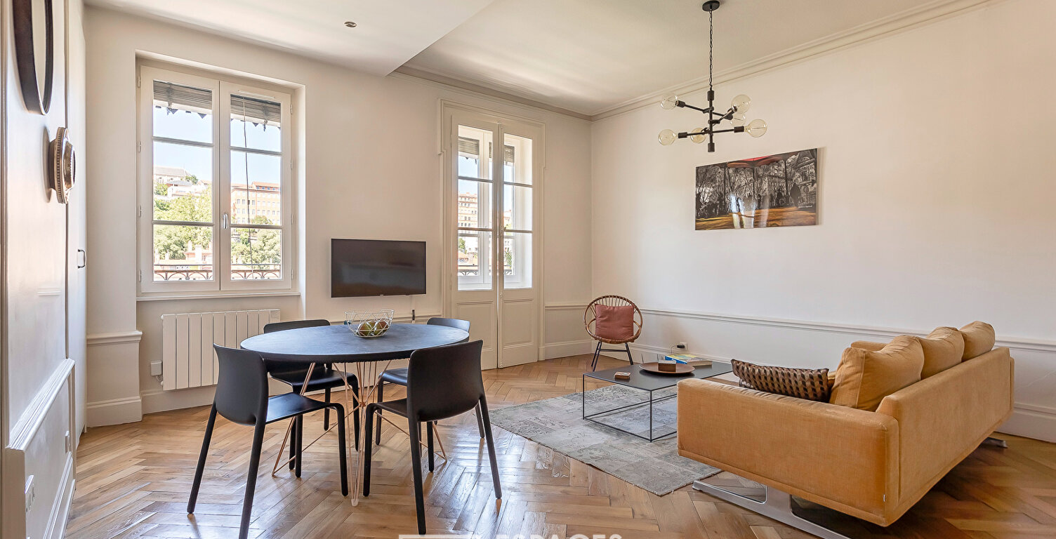 Duplex avec vue au dernier étage avec ascenseur — photo 1