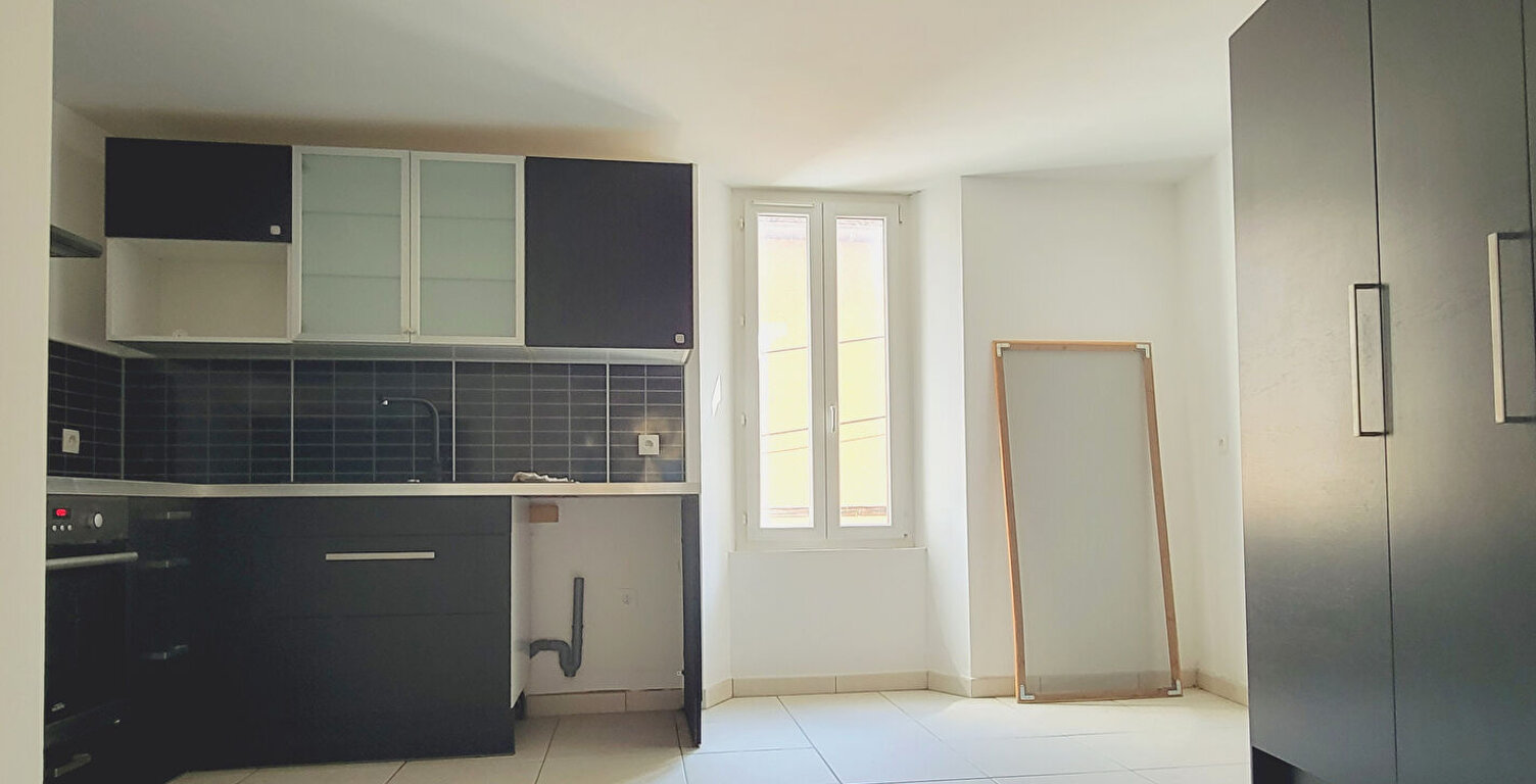 Pourrières - Maison de Village rénovée d'environ 100m² — photo 1