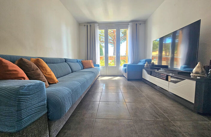 Aix, secteur Facultés - T3/4 de 65m² lumineux - Stationnement possible — photo 3