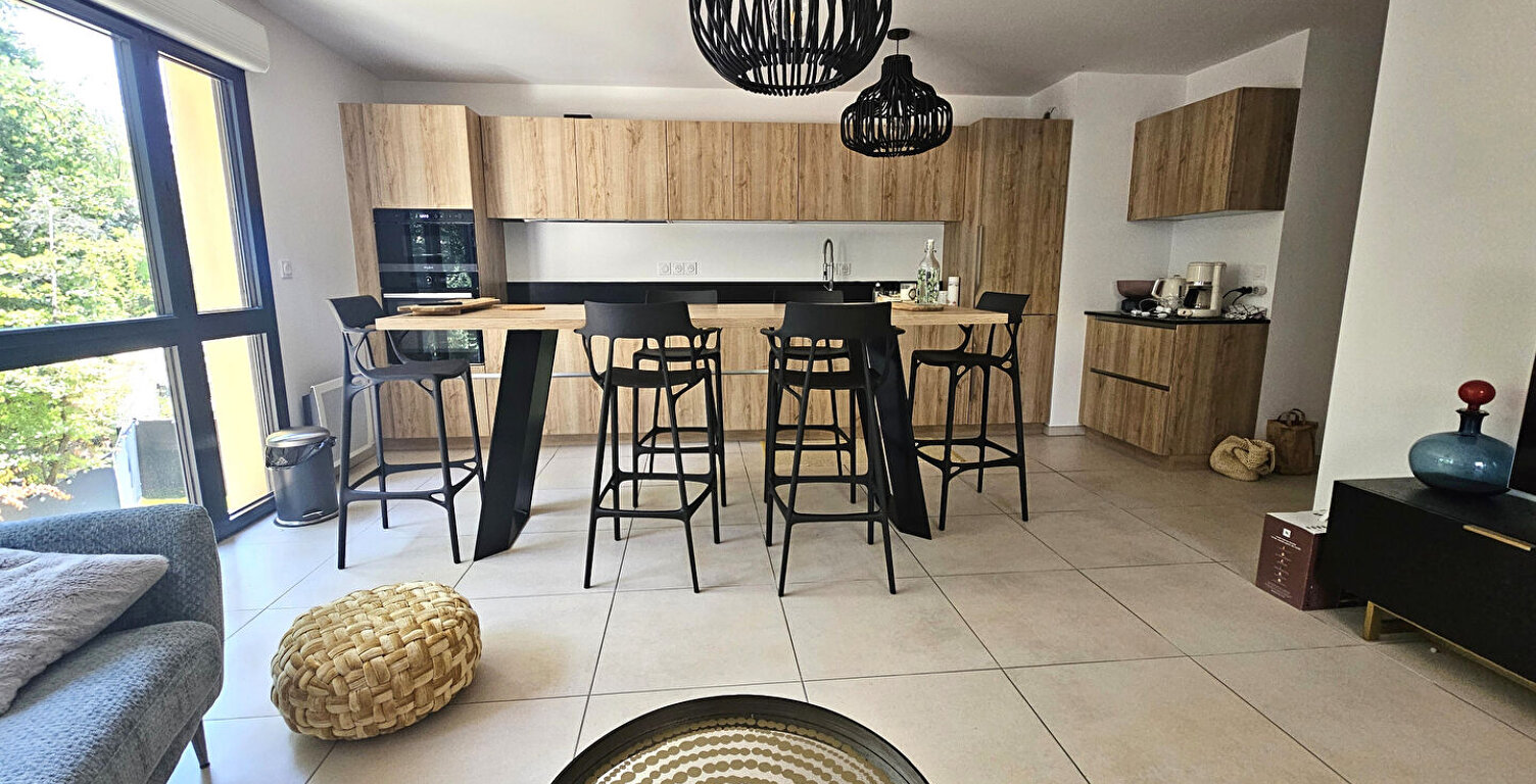 Aix En Provence  - Appartement T4 RECENT avec terrasse - Possibilité de box — photo 1