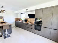 CRUYES  PISCINE 175M² AIX NORD — photo 4