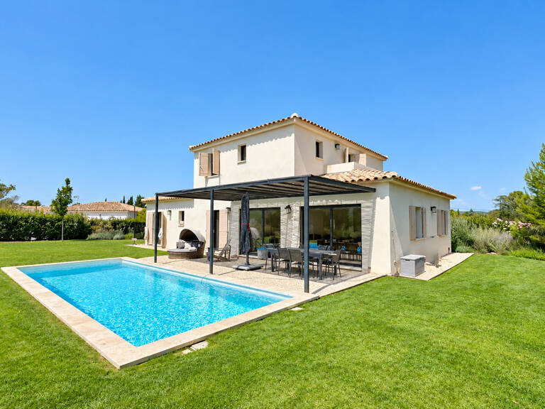 CRUYES  PISCINE 175M² AIX NORD — photo 1