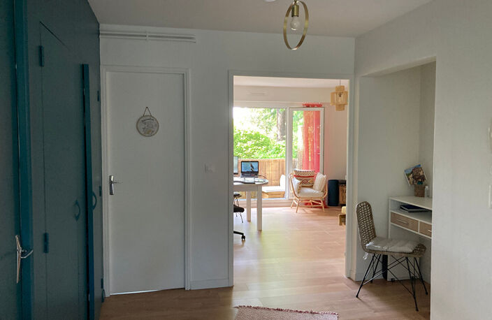 GRAND T2 MEUBLÉ NANTES TORTIERE — photo 2