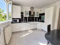 Appartement à vendre - Sainte-Adresse  norme PMR - 98 m² - 3 chambres - Terrasse plein sud et stationnement privé — photo 2