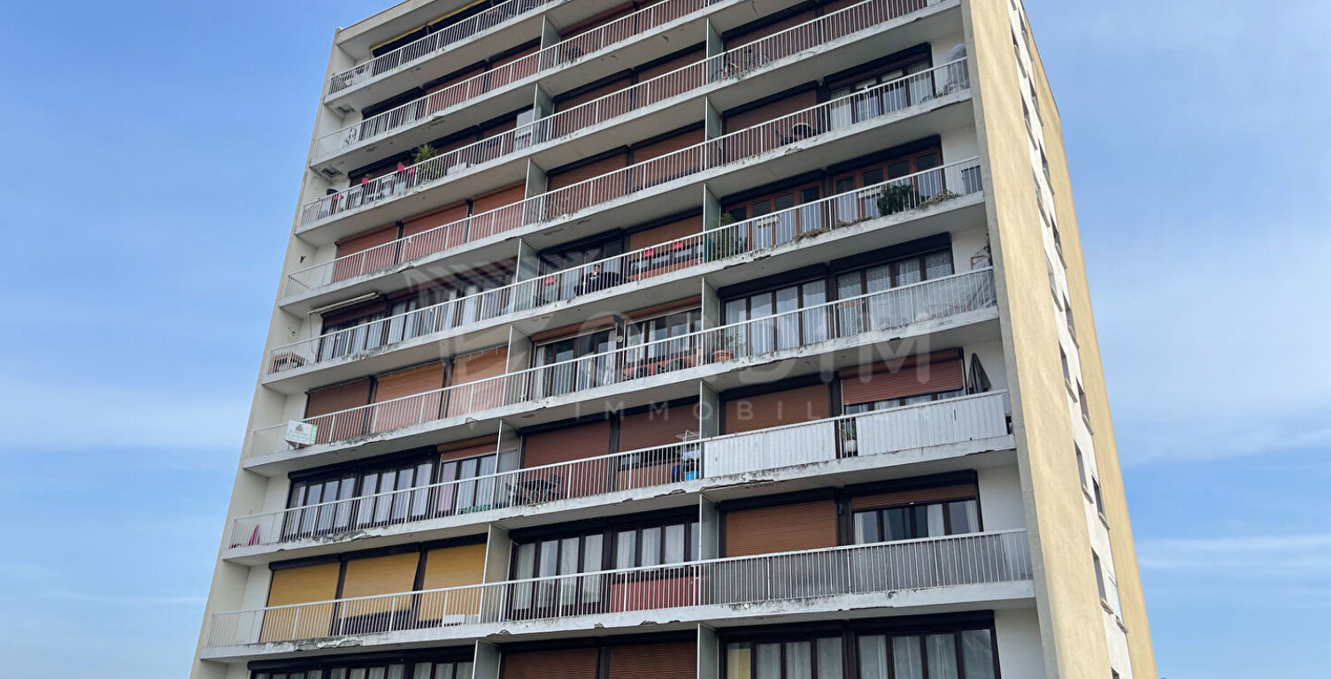 Appartement de 59m2 proche gare de Sens — photo 1