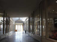 AUXERRE CENTRE VILLE - LOCAL COMMERCIAL VENDU OCCUPE - 220M² - RESERVES 100M² — photo 2