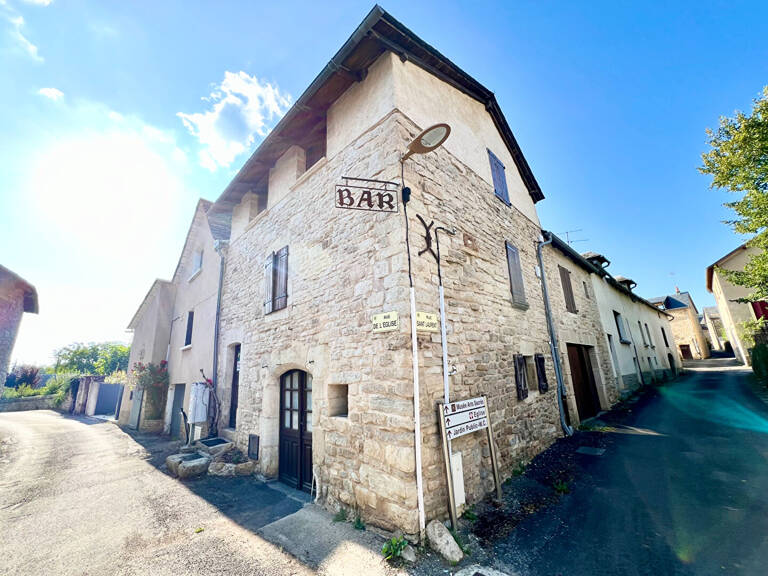 Maison CRUEJOULS - 2 pièce(s) - 66.84 m² — photo 1