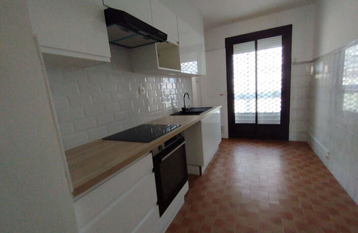 Appartement  3 pièces Marseille 13013 — photo 2