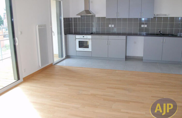 Appartement 3 pièces 72.18 m2 - Centre Ste Pazanne — photo 2