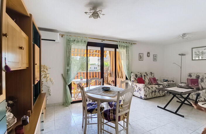 FREJUS PLAGE PROXIMITE PORT FREJUS SPACIEUX T3 — photo 3