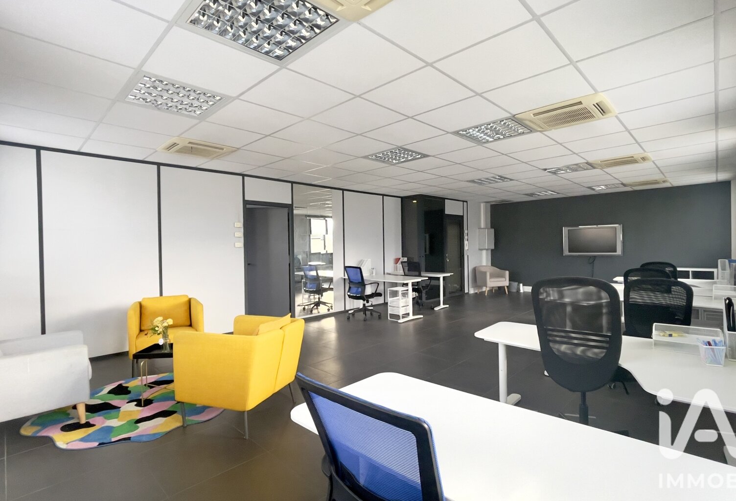 Vente Boutique/Local commercial 117 m&sup2; — photo 1