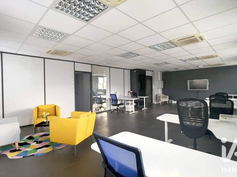 Vente Boutique/Local commercial 117 m&sup2; — photo 1