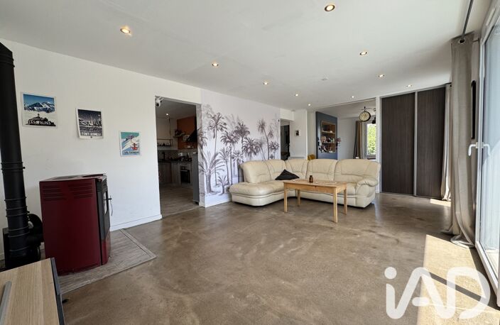 Vente Maison/villa 9 pièces — photo 3