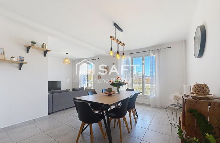Centre ville, 48 m2 de pièce de vie, balcon — photo 3