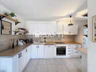 Centre ville, 48 m2 de pièce de vie, balcon — photo 2