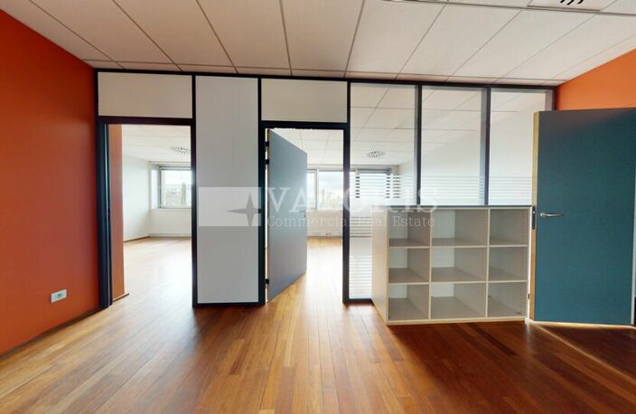 BUREAUX à LOUER — photo 5