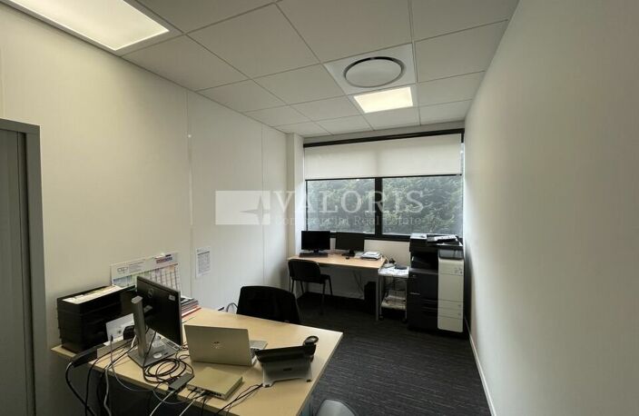 BUREAUX à LOUER — photo 3