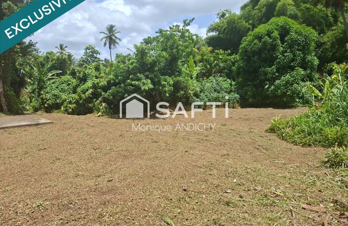 Terrain de 3 160 m² à Rivière-Pilote — photo 2