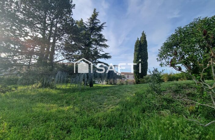 Maison de construction traditionnelle  sur un magnifique parc arboré ! — photo 3