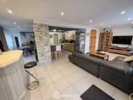 Maison - 88m² - Le Pian-Médoc — photo 2