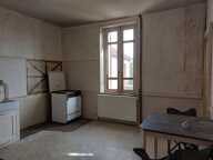 Maison à rafraîchir, dans un bourg dynamique, proche de Montluçon et de la RN145. — photo 3