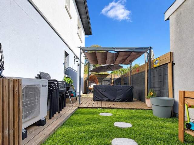 T3 de plain-pied en RDC d'une maison 83 m2 avec jardin, terrasse et parking — photo du bien