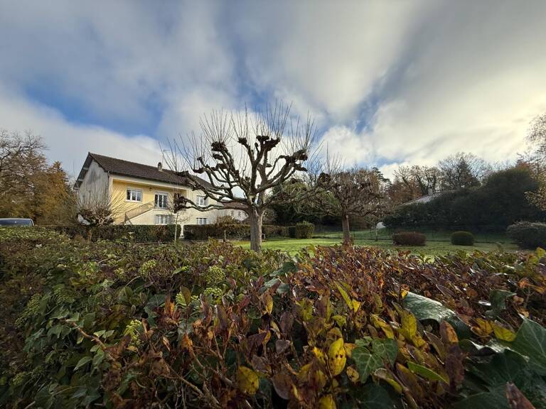 Maison spacieuse et lumineuse — photo 1