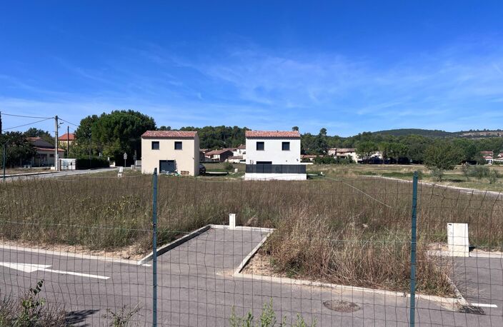 Terrain à bâtir proche de Brignoles, villas R+1 — photo 2