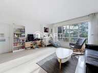 Appartement 2 chambres avec box, cave, balcon — photo 3