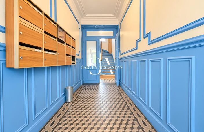 Duplex 4 pièces de 92 m² atypique avec combles à Charenton-le-Pont, quartier Valmy — photo 2