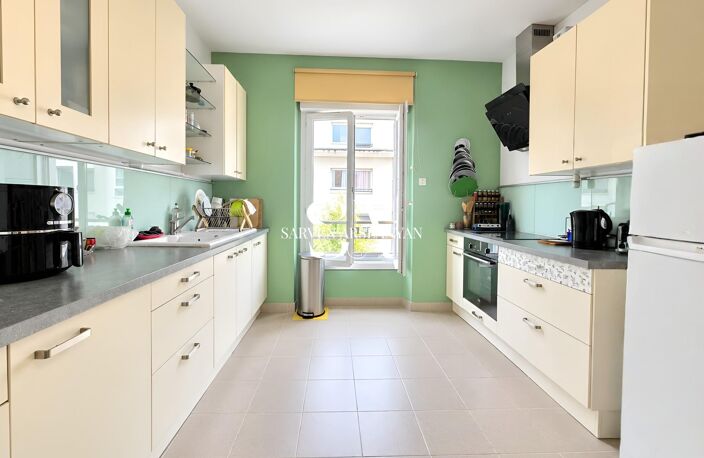 Duplex 4 pièces de 92 m² atypique avec combles à Charenton-le-Pont, quartier Valmy — photo 3