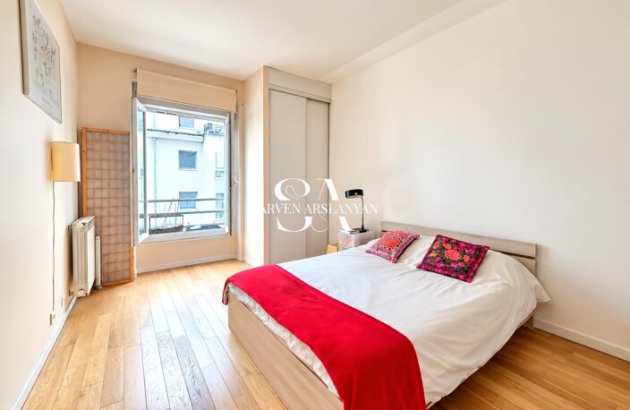 Duplex 4 pièces de 92 m² atypique avec combles à Charenton-le-Pont, quartier Valmy — photo 4