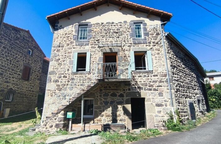 Maison en pierres de 72 m² à Rouillas Haut (Aydat) — photo 4