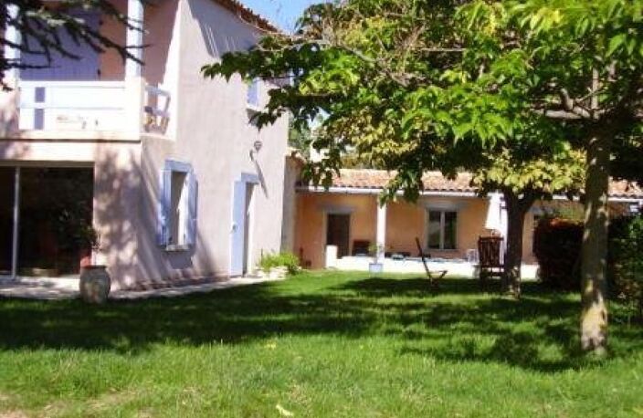 Propriété sur 11 hectares à Revest-du-Bion — photo 3