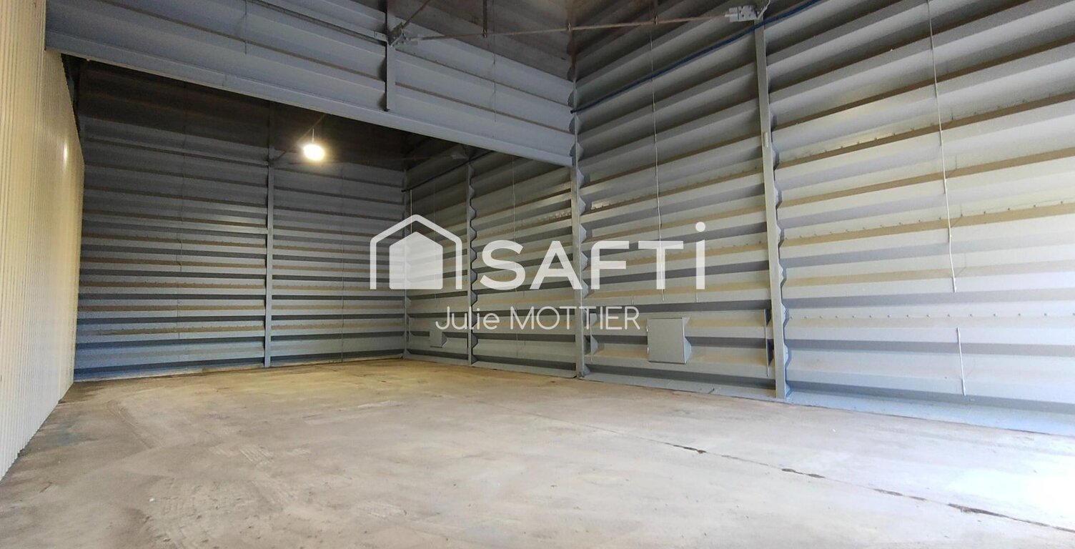 ENTREPOTS (94m², 100m², ou plus) ACCES FACILE N11 (La Rochelle Niort Paris) — photo 1