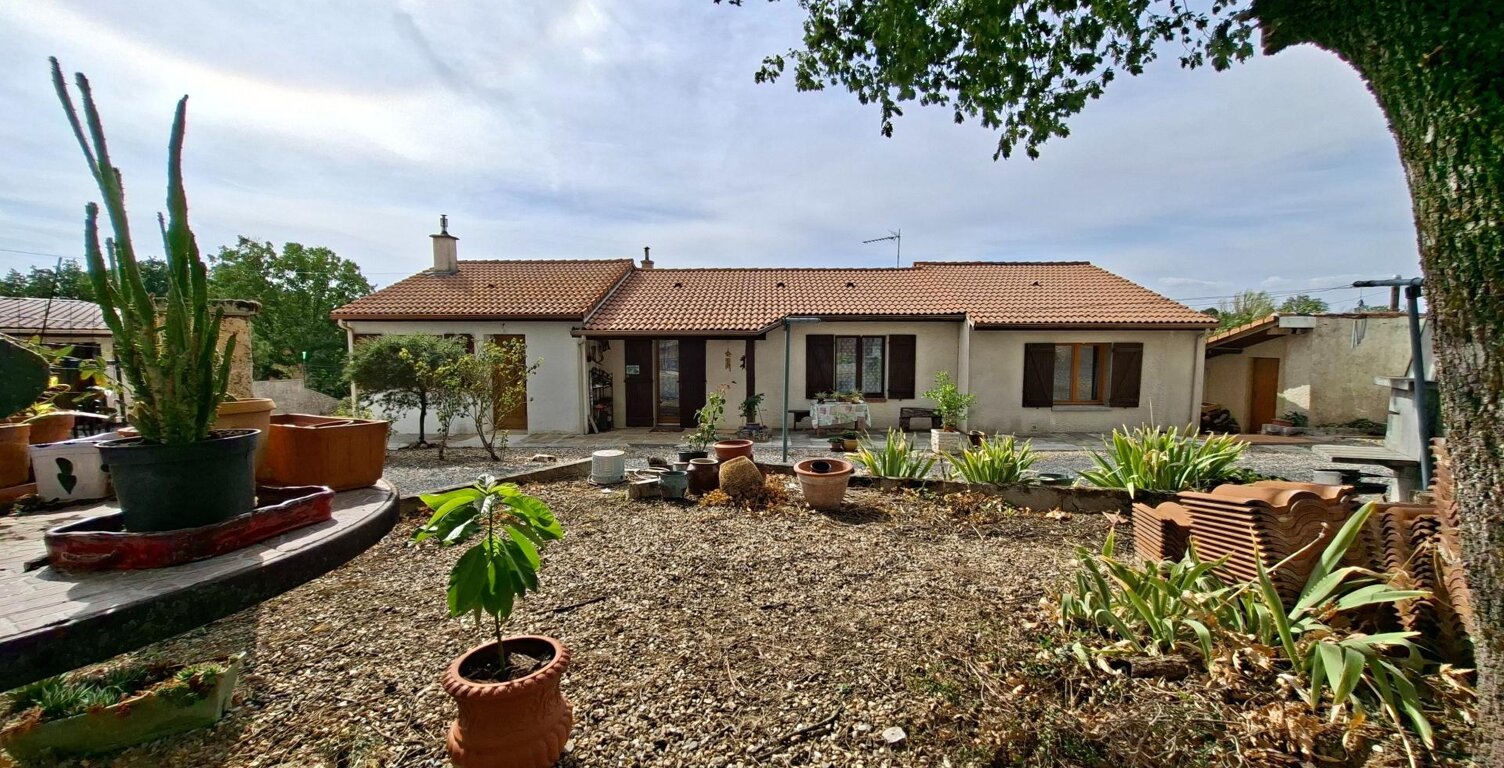 Maison 4 pièces de 128 m² avec dépendance de 29m². — photo 1