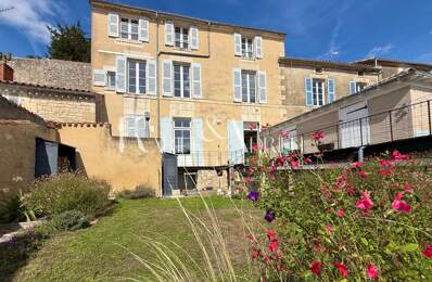 Ensemble immobilier avec maison de ville 6 chambres et sa deuxième maison T3 — photo du bien
