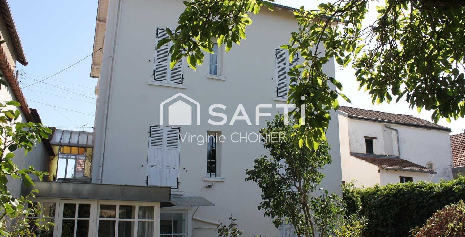 Magnifique maison bourgeoise avec parc arboré — photo 1