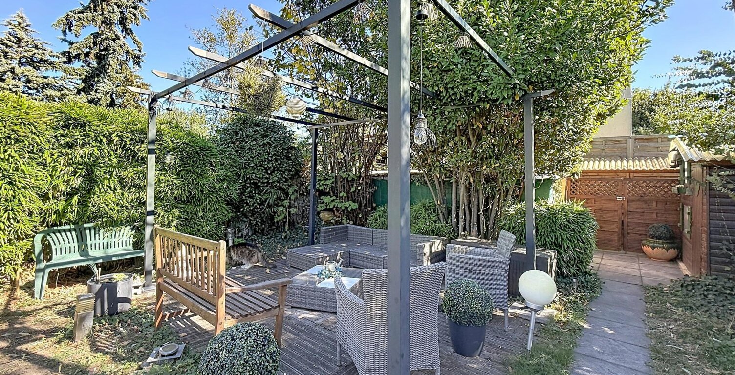 HOUILLES  Quartier Les Belles Vues  Maison familiale de 110 m² avec jardin plein Sud — photo 1