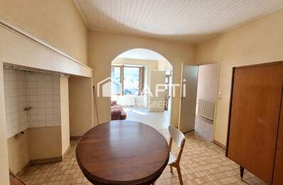 SALVIAC  Maison de ville en pierre à rénover  55 m²  Centre du village — photo du bien