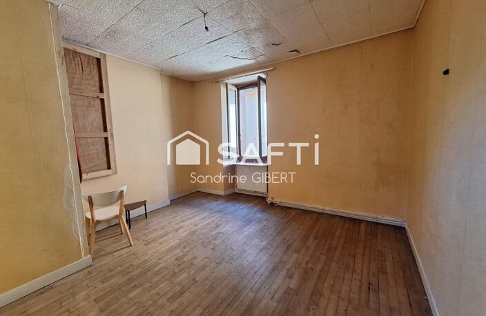 SALVIAC  Maison de ville en pierre à rénover  55 m²  Centre du village — photo 3