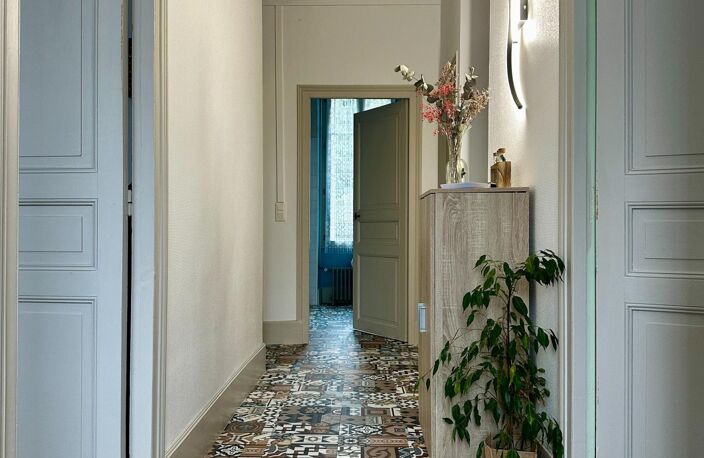 Maison rénovée sur sous sol avec 2 grands chambres — photo 2
