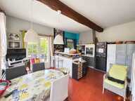 Maison familiale avec annexe et dépendances — photo 4
