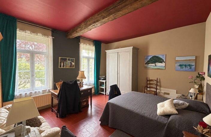 Maison familiale avec annexe et dépendances — photo 5