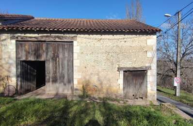Fort potentiel de rénovation pour cet ensemble de bâtis en pierre (maison + grange) — photo du bien