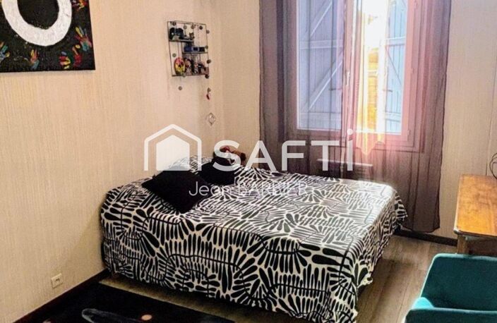 Toulon Est, au pied du Faron et a proximité de la commune de la Valette , maison de ville de 165m² avec extérieur et deux garages privatifs — photo 4