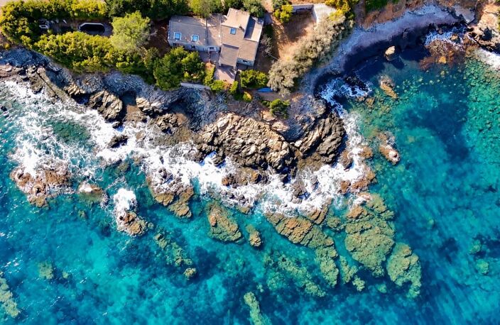 SANTA SEVERA  LURI | Une propriété pieds dans l'eau, face à la Méditerranée — photo 2