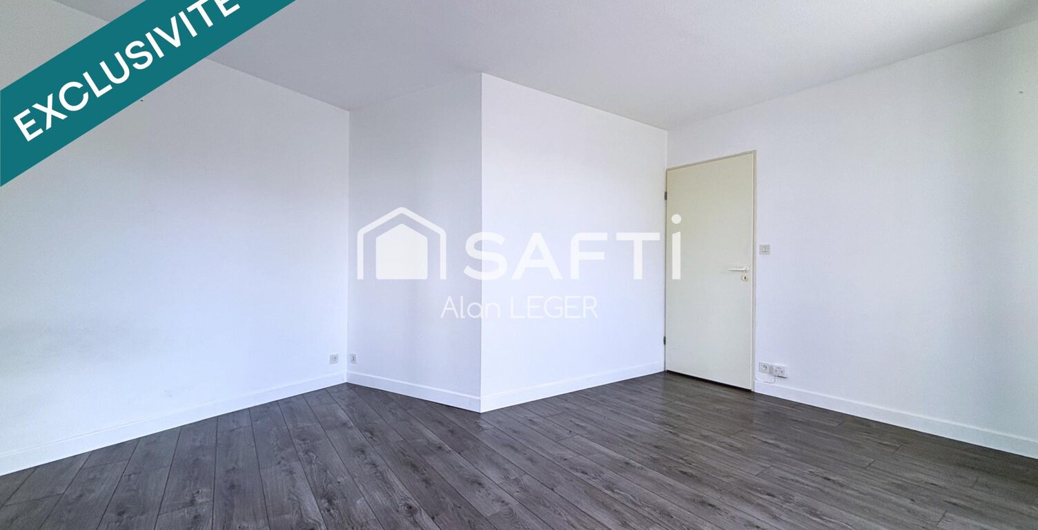 Grand T1 de 36 m2 avec salle de bain et cuisine fermée — photo 1