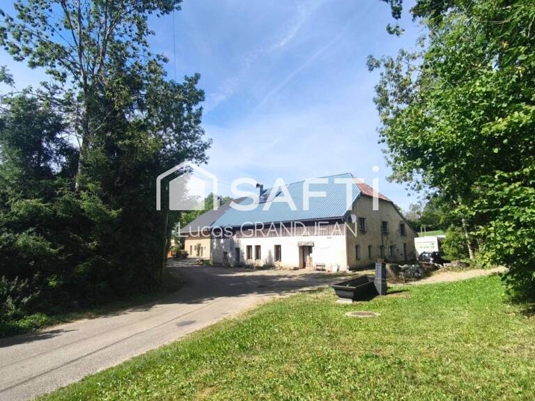 Authenticité et potentiel  Maison Familiale à vendre ! — photo 1