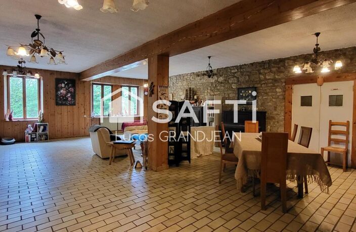 Authenticité et potentiel  Maison Familiale à vendre ! — photo 3